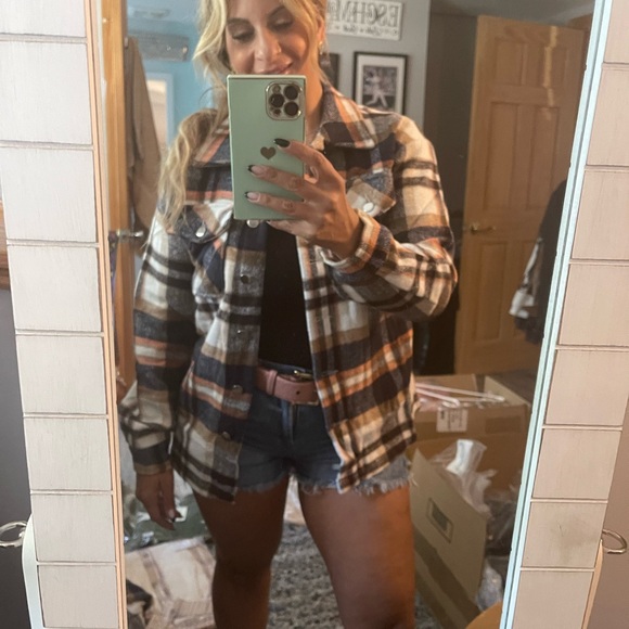 Cozy shacket with buttons. - Picture 2 of 3